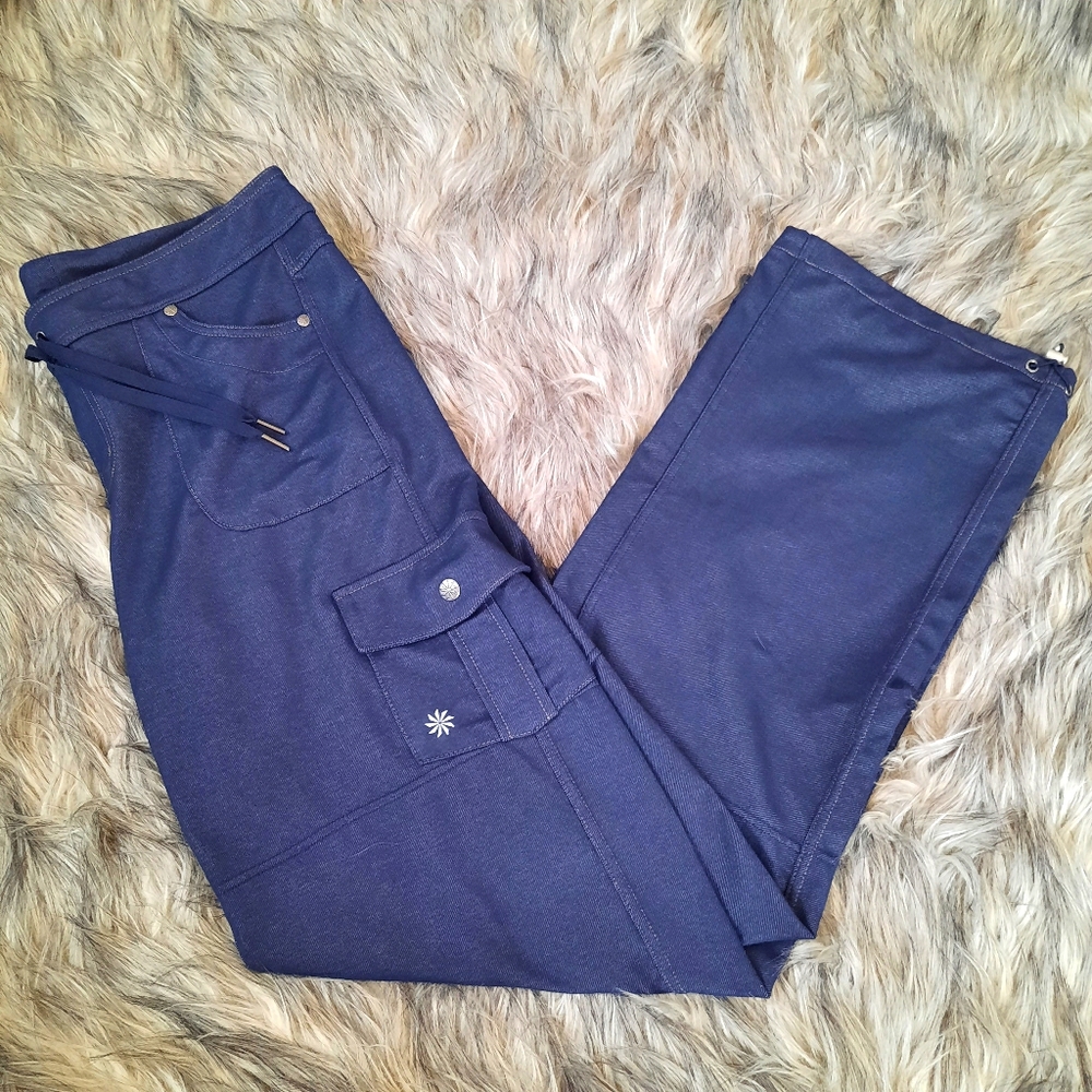 Athleta Bettona Boyfriend Cargo Pants Joggers MT